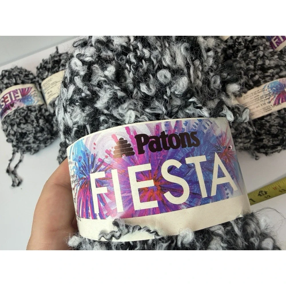 Patons Fiesta Boucle Novelty Yarn 13 Skeins 98m Each‎ Acrylic Nylon